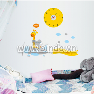 Decal dán tường Đồng hồ hươu vàng