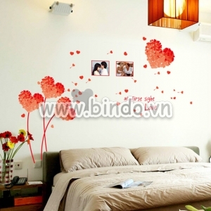 Decal dán tường Trái tim đỏ hồng