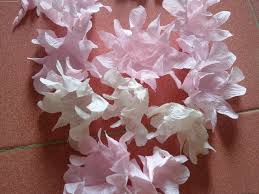 Chỉ bạn cách làm hoa cẩm tú cầu bằng giấy nhún 4