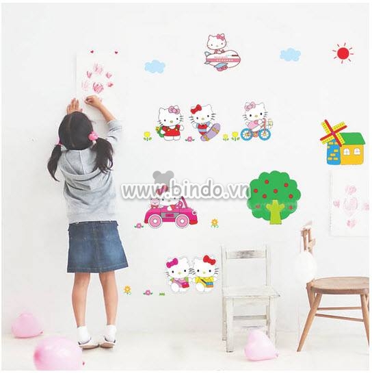 Chọn mẫu giấy dán tường Hello Kitty dễ thương cho phòng bé gái 6