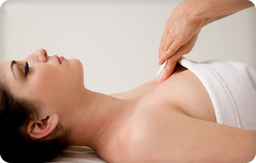 Hướng dẫn cách massage vòng 1 căng tròn cho phái nữ 2