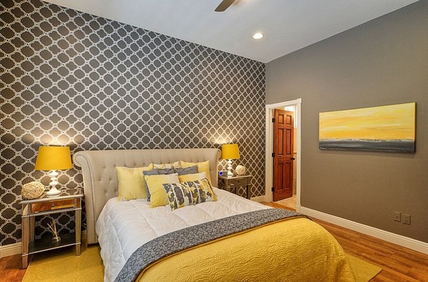 Trang trí phòng ngủ với gam màu xám sang trong và vàng thanh lịch 4