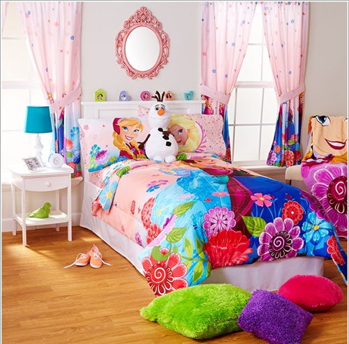 Trang trí phòng ngủ cho bé gái phong cách Frozen 7