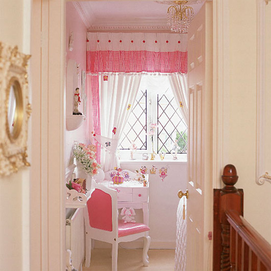 Cùng trang trí phòng ngủ cho bé gái với sắc hồng tươi thắm 2