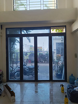 Phim cách nhiệt cửa kính chống nắng & chống nhìn trộm – Có tối mắt không? 3