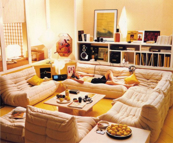 Trang trí phòng khách với những chiếc ghế sofa Togo 9