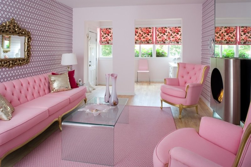 Trang trí phòng khách theo gam màu hồng dễ thương 5