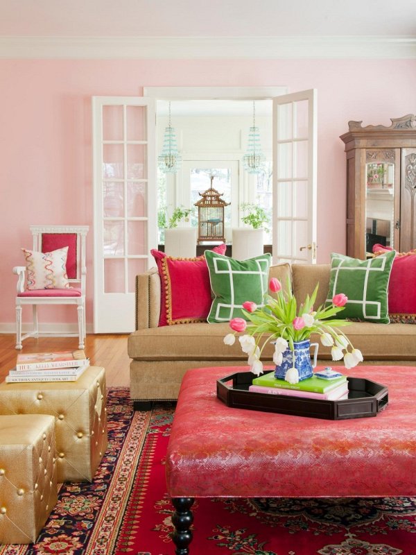 Trang trí phòng khách theo gam màu hồng dễ thương 3