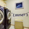 Decal chữ laundry dán tường, máy giặt - 1