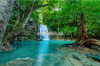Tranh thác nước trong rừng nhiệt đới tại Vườn Quốc gia Erawan, Thái Lan - 