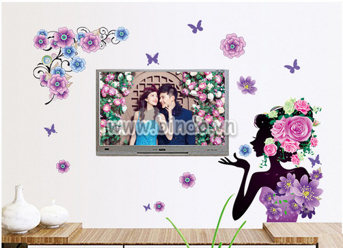 Decal dán tường Decal cô gái và hoa hồng tím dán tường quán phòng khách