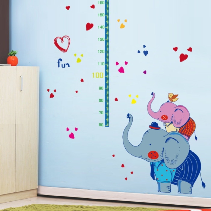 Decal dán tường Decal thước đo gia đình voi