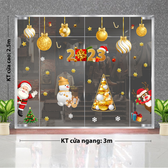 Decal dán tường Noel - Ông già và những quả châu vàng ánh