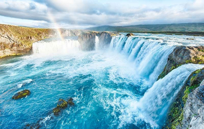 Tranh cảnh biển thác nước