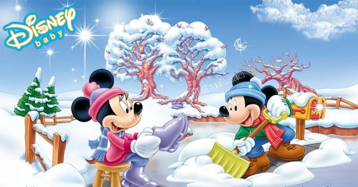 Tranh dán tường cho bé Mickey và mùa đông