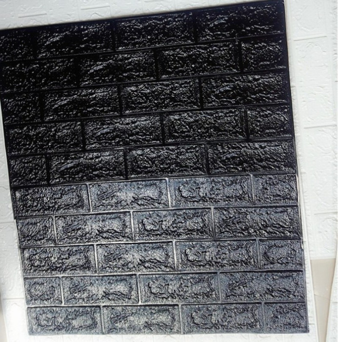 Xốp dán tường đen dày 4mm (70cm x 77cm) - 