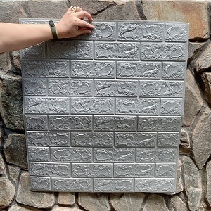 Xốp dán tường màu xám bạc dày 4mm (70cm x 77cm)