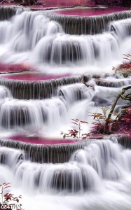 Tranh dán tường  phong cảnh dòng thác hồng