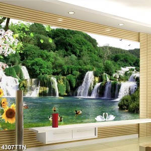 Tranh thác nước và núi rừng xanh Tranh thác nước và núi rừng xanh