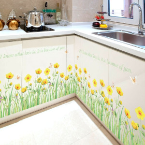 Decal dán tường Chân tường hoa 5 cánh vàng