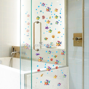 Decal dán tường Đàn cá sắc màu 5