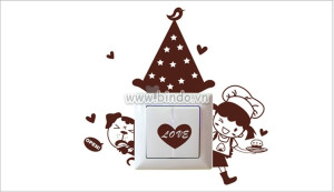 Decal dán tường Dán ổ điện cô bé