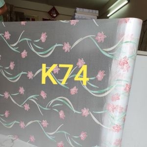 Decal dán tường decal dán kính nhủ hoa ly hồng