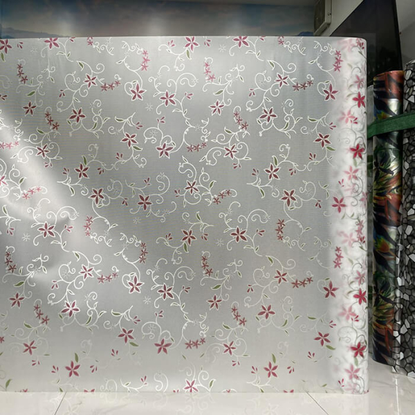 Decal dán tường Decal dán kính hoa văn họa tiết hoa đỏ 90cm x 1m Decal dán tường Decal dán kính hoa văn họa tiết hoa đỏ 90cm x 1m