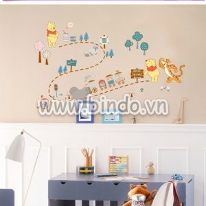 Decal dán tường Gấu pooh đón tàu lửa