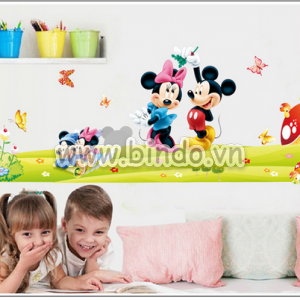 Decal dán tường Chuột Mickey và nấm