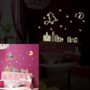 Decal dán tường Decal dạ quang phù thủy và trăng sao dễ thương trang trí phòng bé, trường mầm non Decal dán tường Decal dạ quang phù thủy và trăng sao dễ thương trang trí phòng bé, trường mầm non