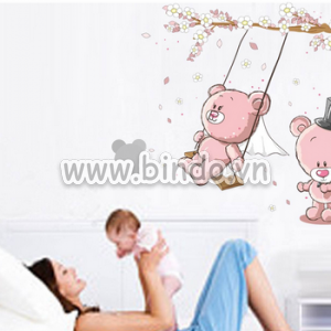 Decal dán tường Decal dán xích đu gấu hồng, có sẵn keo, dán tường phòng bé, TPHCM 1,1 x 1,0 (m) (dài x rộng)